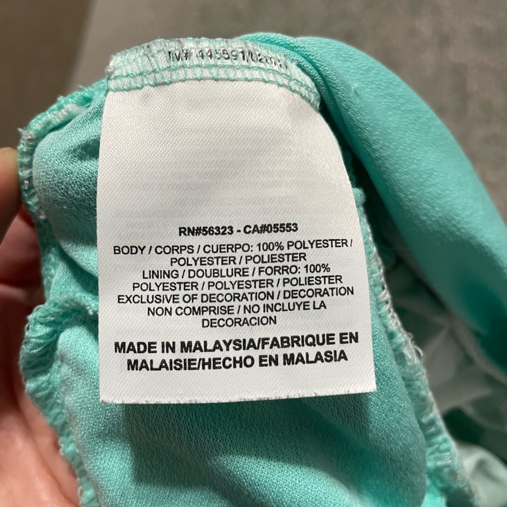 Nike Dri-Fit Women’s Athletic Shorts Size Medium Teal Color Patterned - Picture 9 of 9